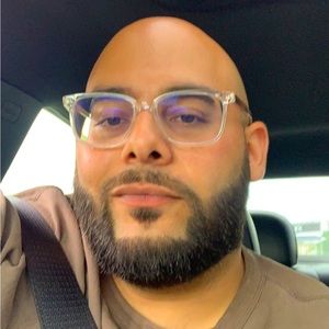 Meet your Posher, Nicholas